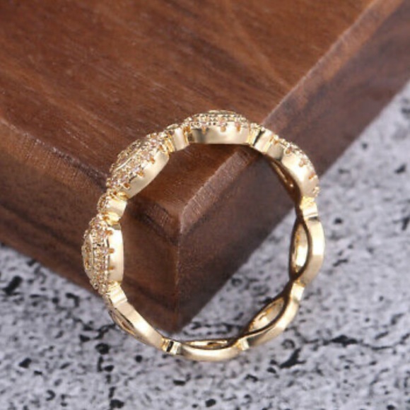 18k Yellow Gold Plated Ring White Sapphire - Picture 6 of 13